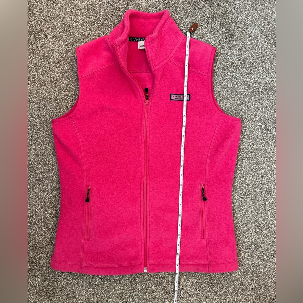 Vineyard Vines bright pink preppy flattering fleece zip-up vest women’s size S. - Picture 9 of 14